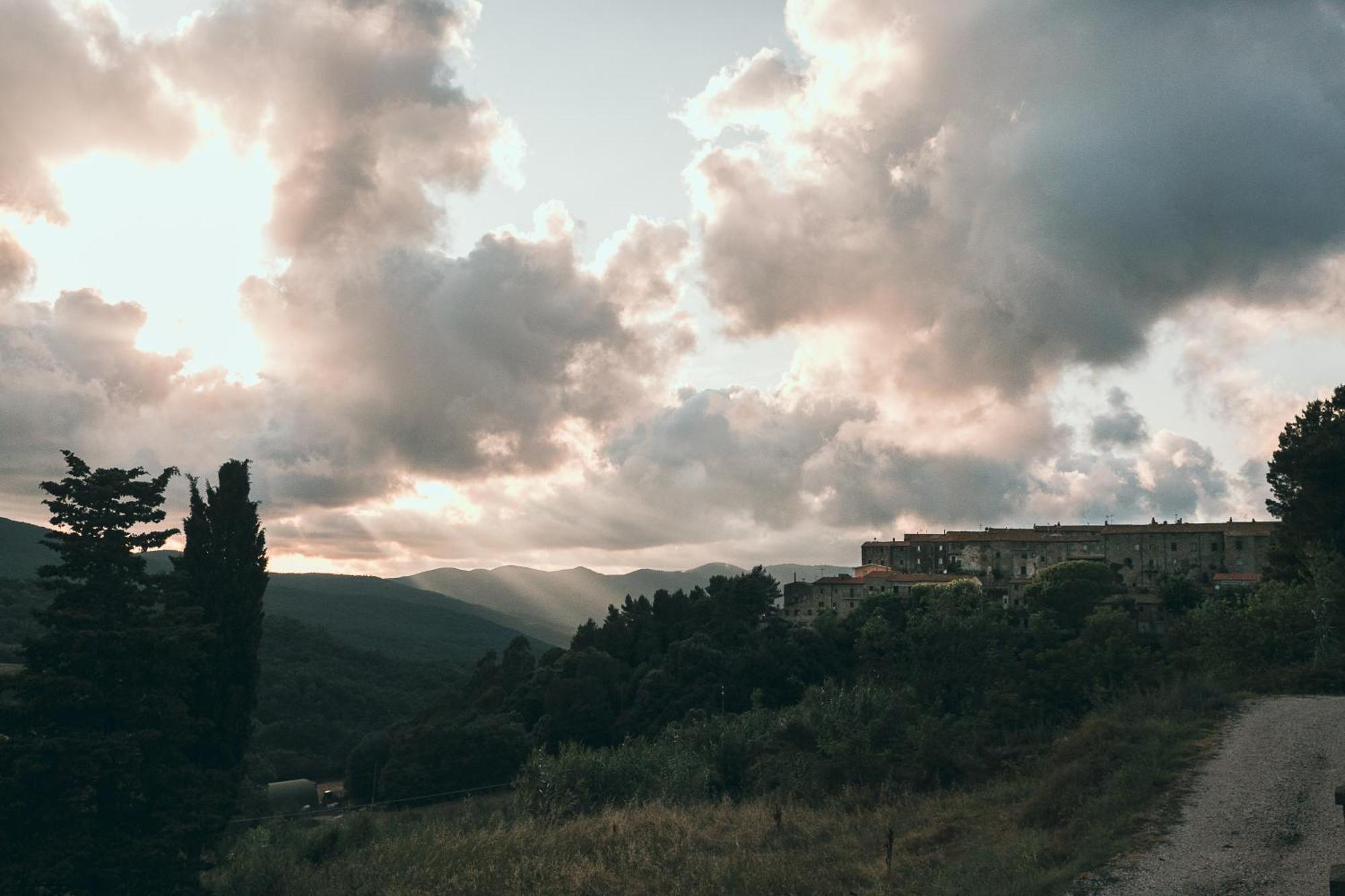Il Cantuccio Di Monteverdi Marittimo, Borgo Di Canneto Canneto  Exterior photo